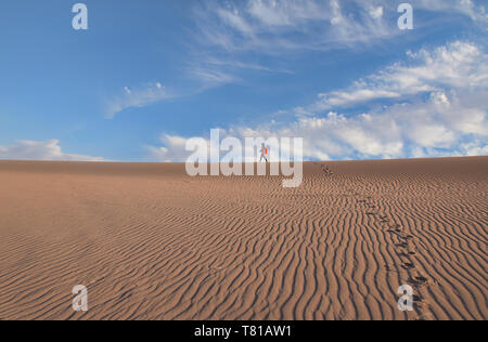 Il paesaggio del deserto nella Valle della Luna, San Pedro de Atacama, Cile Foto Stock