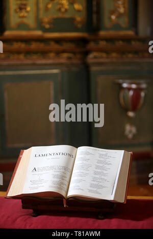 La bibbia. Eglise Notre Dame de l'Assomption. Cordon. Foto Stock