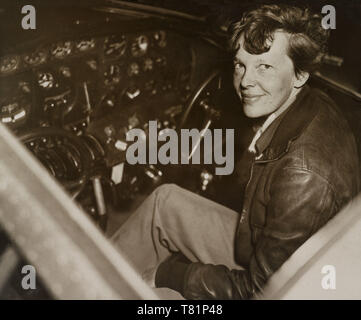 Amelia Earhart, American aviatrice Foto Stock