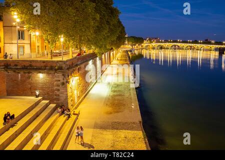 Francia, Haute Garonne, Toulouse, Quai Lucien lombardo sulle rive della Garonna Foto Stock