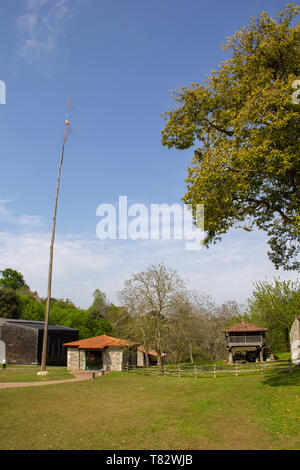 Porrua, Asturias, Spagna - 04 21 2019: Celebrazione pole Foto Stock