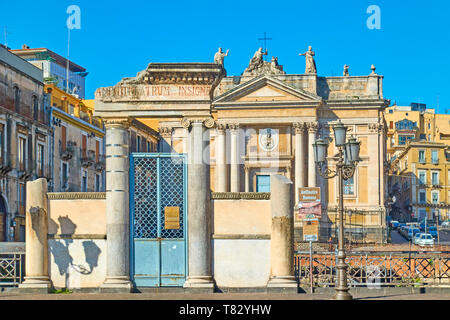 Catania, Italia - 17 Marzo 2019: ingresso dell'Anfiteatro romano di Catania, Sicilia Foto Stock