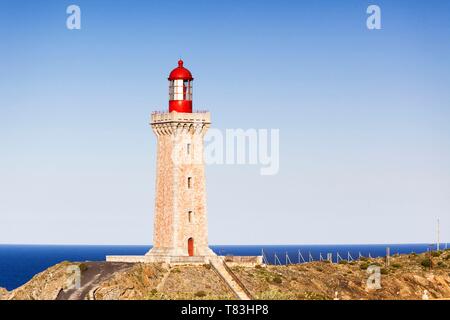 Francia, Pirenei orientali, Port Vendres muniti di cape, Cap Bear lighthouse, classificato come monumento storico Foto Stock