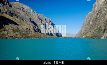 Lago Chinancocha è parte del Llanganuco laghi nella Cordillera Blanca, Ancash Regione, Perù Foto Stock