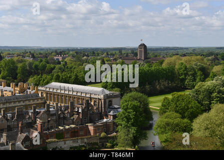 Vista generale dell'Università di Cambridge, incluso il trinity college e università di Cambridge Library Foto Stock