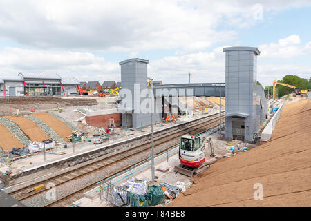 Il lavoro sta procedendo alla costruzione del controverso £19 milioni Chapelford stazione ferroviaria a Warrington West Foto Stock