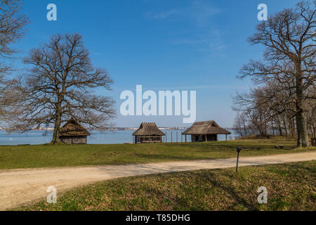 Alloggiamento tradizionali delle popolazioni indigene di Estonia Foto Stock