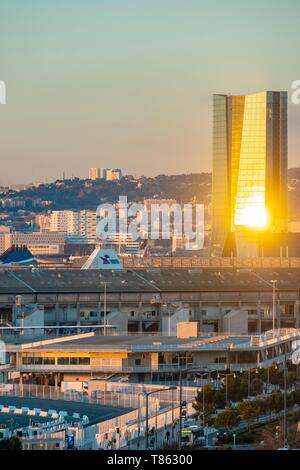 Francia, Bouches du Rhone, Marsiglia, zona euromediterranee, CMA CGM Torre dell'architetto Zaha Hadid Foto Stock