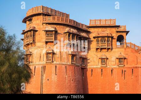 India Rajasthan, Bikaner, Junagarh Fort costruito nel XVI secolo Foto Stock