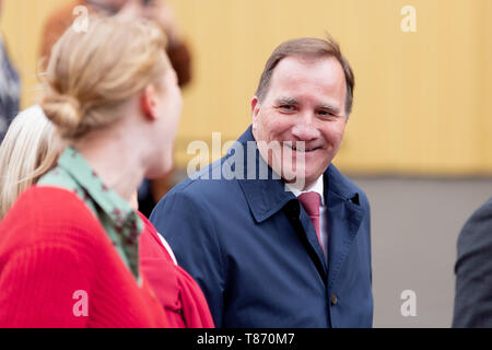 UMEA, Svezia - 1 Maggio 2019 - Stefan Löfven Primo Ministro di Svezia a piedi attraverso le strade della città il 1 maggio sfilano a Umeå. Foto Stock