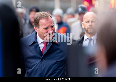 UMEA, Svezia - 1 Maggio 2019 - Stefan Löfven Primo Ministro di Svezia a piedi attraverso le strade della città il 1 maggio sfilano a Umeå. Foto Stock