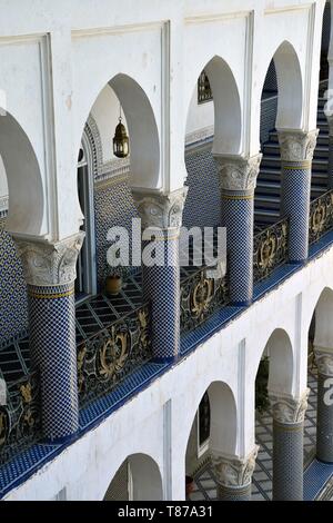 Il Marocco, Medio Atlante, Fes, Città Imperiale, Fes el Bali District, medina elencati come patrimonio mondiale dall' UNESCO, Moqri (Mokri) palace Foto Stock