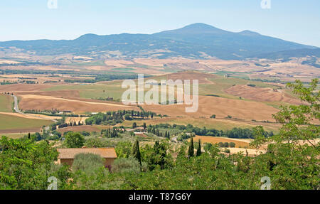 Guardando a sud-ovest da Pienza Toscana, Italia Foto Stock