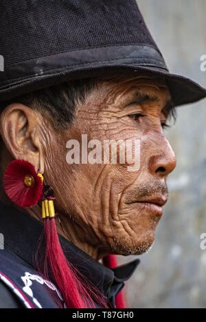 India, Nagaland, Kohima, riunione annuale di tutti i Naga tribù durante il Festival di Hornbill Foto Stock