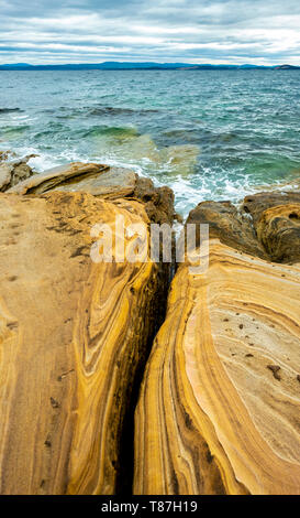 Dipinto di scogliere, Maria Island, Tasmania Foto Stock