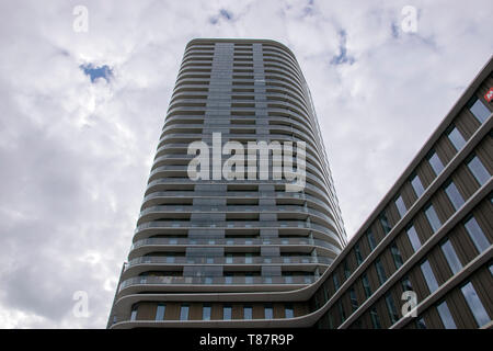 Vista laterale Meininger Hotel a Amsterdam Paesi Bassi 2019 Foto Stock