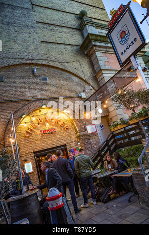 Il Banker pub di Londra Foto Stock