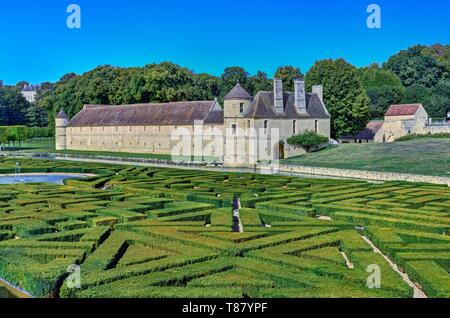 Francia, Val d'Oise, colle dello Chaussy, francese Vexin parco naturale regionale, Villarceaux station wagon, il maniero di Ninon Lenclos il Foto Stock