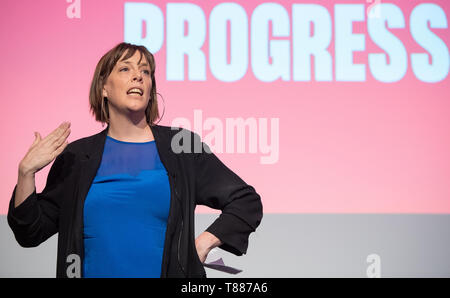 Jess Phillips parlando al Corso annuale conferenza al TUC Congress Center in Great Russell Street, Londra. Foto Stock