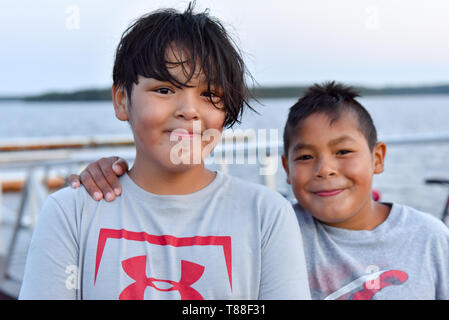 Bambini nativi, Northern Quebec, Canada Foto Stock