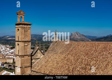 Chiesa di Santa Maria in Plaza de Santa Maria, Antequera, provincia di Malaga, Andalusia, Spagna, Europa occidentale. Foto Stock