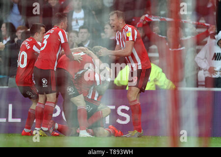 Sunderland, Regno Unito. 11 maggio 2019. Chris Maguire di Sunderland celebra dopo rigature durante il cielo scommettere League 1 play off Semi Finale 1 Gamba match tra Sunderland e Portsmouth presso lo stadio di luce, Sunderland sabato 11 maggio 2019. (Credit: Mark Fletcher | MI News) Foto Stock