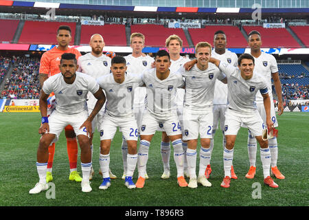 Foxborough Massachusetts, STATI UNITI D'AMERICA. 11 Maggio, 2019. San Jose terremoti antipasti posano per una foto del team al gioco di MLS tra San Jose Terremoti e il New England Revolution tenutasi a Gillette Stadium di Foxborough Massachusetts. Boston sconfigge San Jose 3-1. Eric Canha/CSM/Alamy Live News Foto Stock