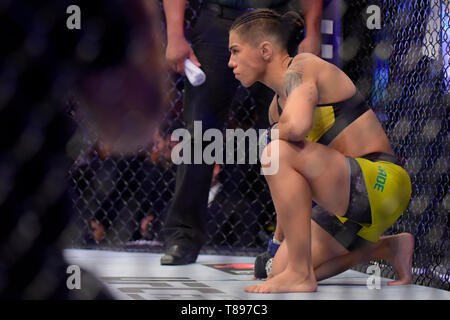 RIO DE JANEIRO, RJ - 12.05.2019: 237 UFC MANAJUNAS VS ANDRADE - Jessica Andrade "Bate Eataca" vs. Nse Namjunas &qThug&qup;quot; dCrinC 237 - Namajunas vs. Andrade. Jeunesse ArenArena. Rio de Janeiro - RJ.: aldoaldo Reginato/Fotoarena)ena) Foto Stock