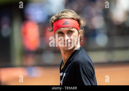 Roma, Italia. Il 12 maggio 2019. Alexander Zverev (GER) durante la sua sessione di formazione alla Internazionali BNL d'Italia Italian Open al Foro Italico, Roma, Italia il 12 maggio 2019. Foto di Giuseppe mafia. Credit: UK Sports Pics Ltd/Alamy Live News Foto Stock