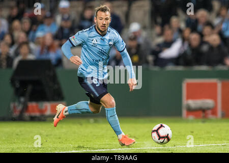 Sydney, Australia. Il 12 maggio 2019. Adam Le Fondre di Sydney FC attaccando durante la Hyundai un campionato Semi Finale 2 corrispondenza tra FC di Sydney e Melbourne vittoria al Giubileo Netstrata Stadium, Sidney, Australia il 12 maggio 2019. Foto di Peter Dovgan. Solo uso editoriale, è richiesta una licenza per uso commerciale. Nessun uso in scommesse, giochi o un singolo giocatore/club/league pubblicazioni. Credit: UK Sports Pics Ltd/Alamy Live News Foto Stock