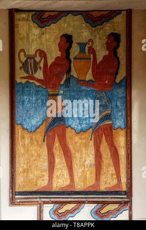 Minoan artwork sul display in quella parzialmente restaurato Palazzo di Cnosso a Creta Foto Stock