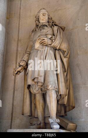 Francia, Seine Maritime, Rouen, il Municipio nella ex Saint-Ouen abbey, Statua di Pierre Corneille nella sala d'onore Foto Stock