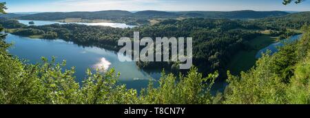 Francia, Giura, il sito di quattro laghi, Ilay, grandi e piccoli e Maclu Narlay in vista panoramica Foto Stock