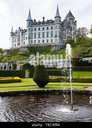 Dunrobin Castle sulla costa nord 500 scenic percorso nel nord della Scozia, Regno Unito Foto Stock