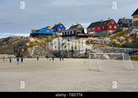 La Groenlandia, costa ovest, Disko Bay, Ilulissat, il campo di calcio Foto Stock