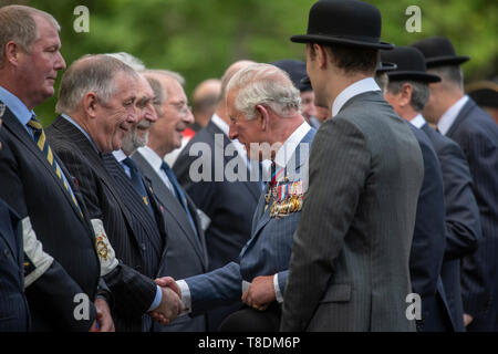Hyde Park Londra, Regno Unito. Il 12 maggio 2019. Sua Altezza Reale il Principe di Galles assiste la cavalleria combinato di vecchi compagni di associazione parata annuale e servizio. Foto Stock