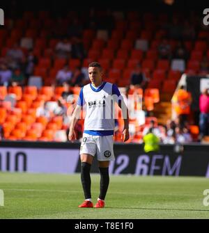 Valencia, Spagna. Il 12 maggio 2019. Rodrigo durante la partita di calcio tra Valencia CF e Deportivo Alaves il 12 maggio 2019 a Mestalla stadio a Valencia in Spagna. Cordon Premere Credito: CORDON PREMERE/Alamy Live News Foto Stock