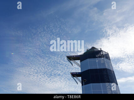 Dun Laoghaire, Dublino, Irlanda. Il 12 maggio 2019. Red Bull Cliff Diving World Series, finals giorno; una vista generale della piattaforma subacquea Credito: Azione Sport Plus/Alamy Live News Foto Stock