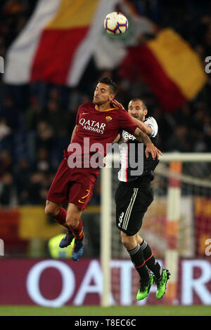 12.05.2019. Stadio Olimpico di Roma, Italia. Serie A Classifica. LORENZO PELLEGRINI E CHIELLINI in azione durante il match come ROMA VS JUVENTUS FC presso lo Stadio Olimpico di Roma. Foto Stock