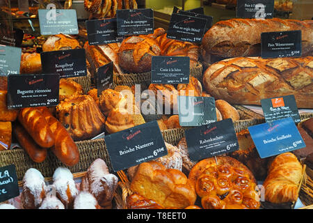 Bakery Shop window a Strasburgo Foto Stock