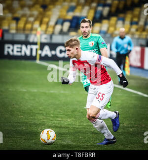 Kiev, Ucraina - 29 novembre 2018: Emile Smith Rowe dell'Arsenal in azione durante la UEFA Europa League contro Vorskla Poltava a NSC Olimpiyskyi Foto Stock