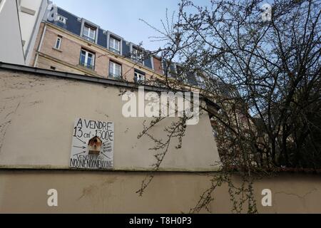 Francia, Parigi, 5 Þme arrondissement, Fake nest per protestare contro prezzi immobiliari Foto Stock