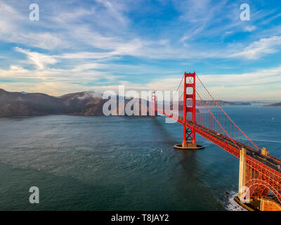 Vista aerea del Golden Gate Bridge di San Francisco, Stati Uniti d'America Foto Stock