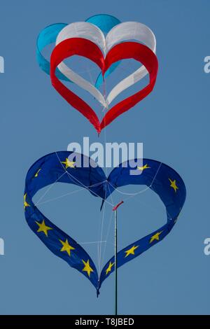 Francia, Pas de Calais, Opale Coast, Berck sur Mer, Berck sur Mer International Kite riunioni, durante 9 giorni la città accoglie 500 kites da tutto il mondo per uno dei più importanti eventi di kite in tutto il mondo Foto Stock