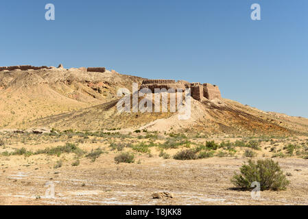 Il più grande le rovine dei castelli di antica Khorezm - Ayaz - Kala, II secolo D.C. - un periodo di massimo splendore dell'impero Kushan, Uzbekistan. Foto Stock