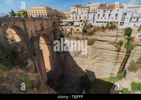 Puente Nuevo ponte nella città di Ronda Spagna alla stagione estiva Foto Stock