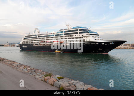 Crociera viaggio Azamara della società Azamara Cruises di lasciare il porto di Barcellona. Foto Stock