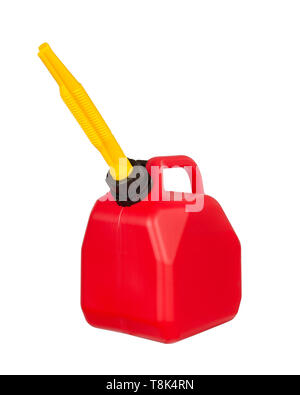 Rosso di carburante benzina o contenitore con becco giallo isolato su bianco. Foto Stock