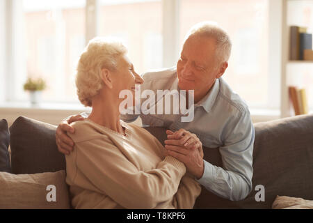 Amorevole Coppia senior Foto Stock