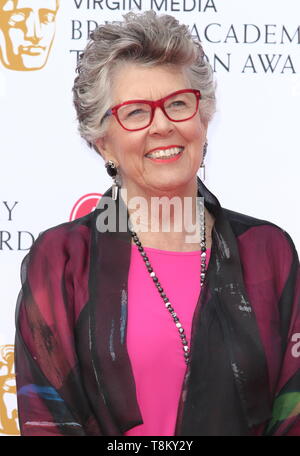 Prue Leith visto sul tappeto rosso durante il Virgin Media televisione BAFTA Awards 2019 presso la Royal Festival Hall di Londra. Foto Stock